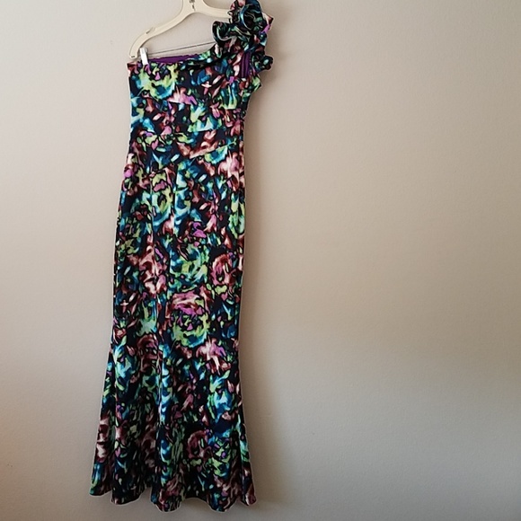 Jessica Simpson One Shoulder Floral Gown Size 7 - Picture 3 of 8